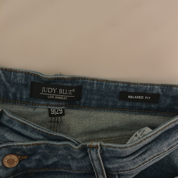Judy Blue Women’s Relaxed Fit Crossover Stretch Jeans Medium Wash Size 29 (9) - Picture 8 of 10